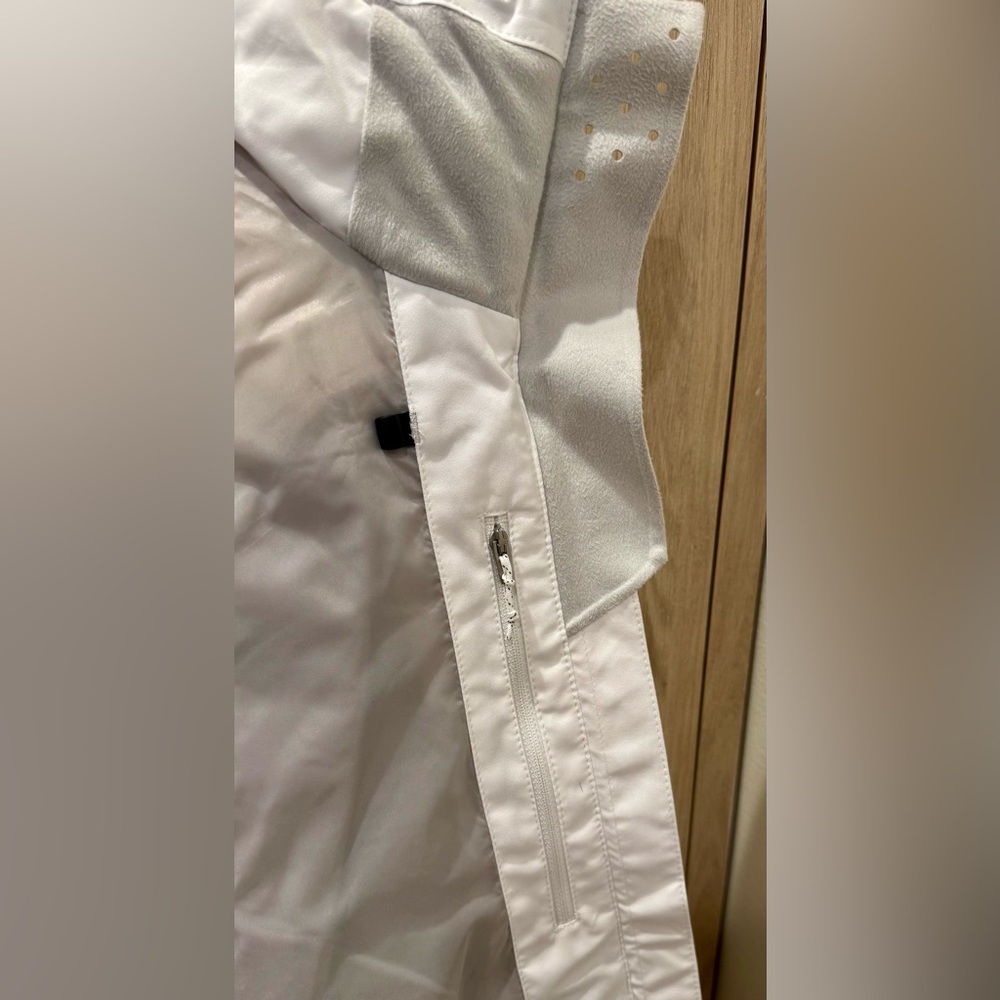 NWTs Obermeyer Cosima Down Ski Jacket. White. Sz. 12 - Picture 5 of 16